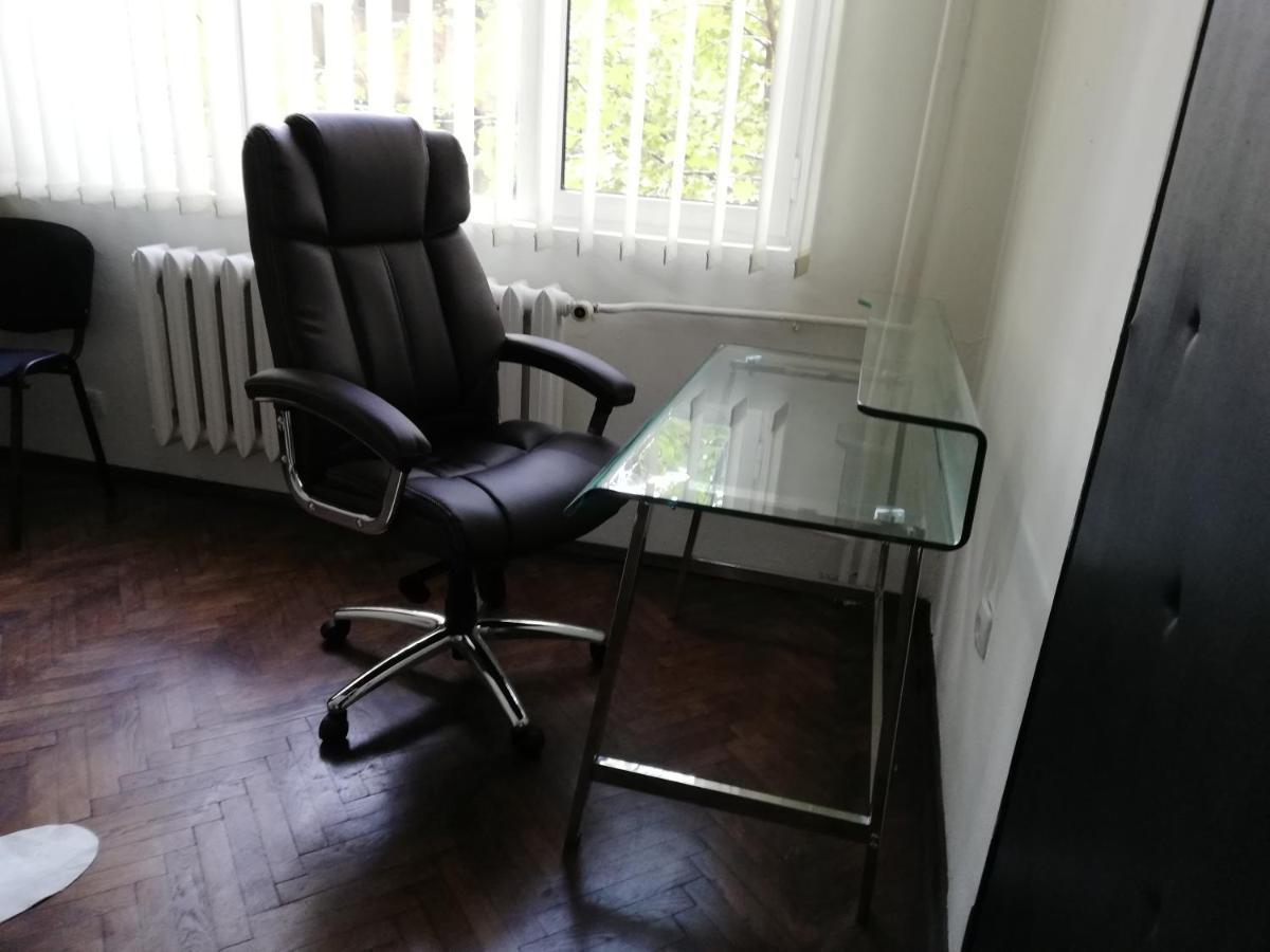 Top Center Cozy And Spacious Apartment Sofia Exteriör bild
