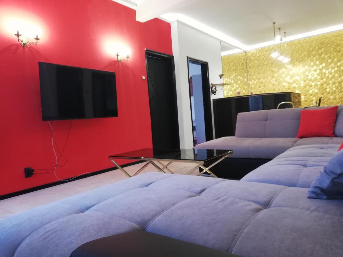 Top Center Cozy And Spacious Apartment Sofia Exteriör bild