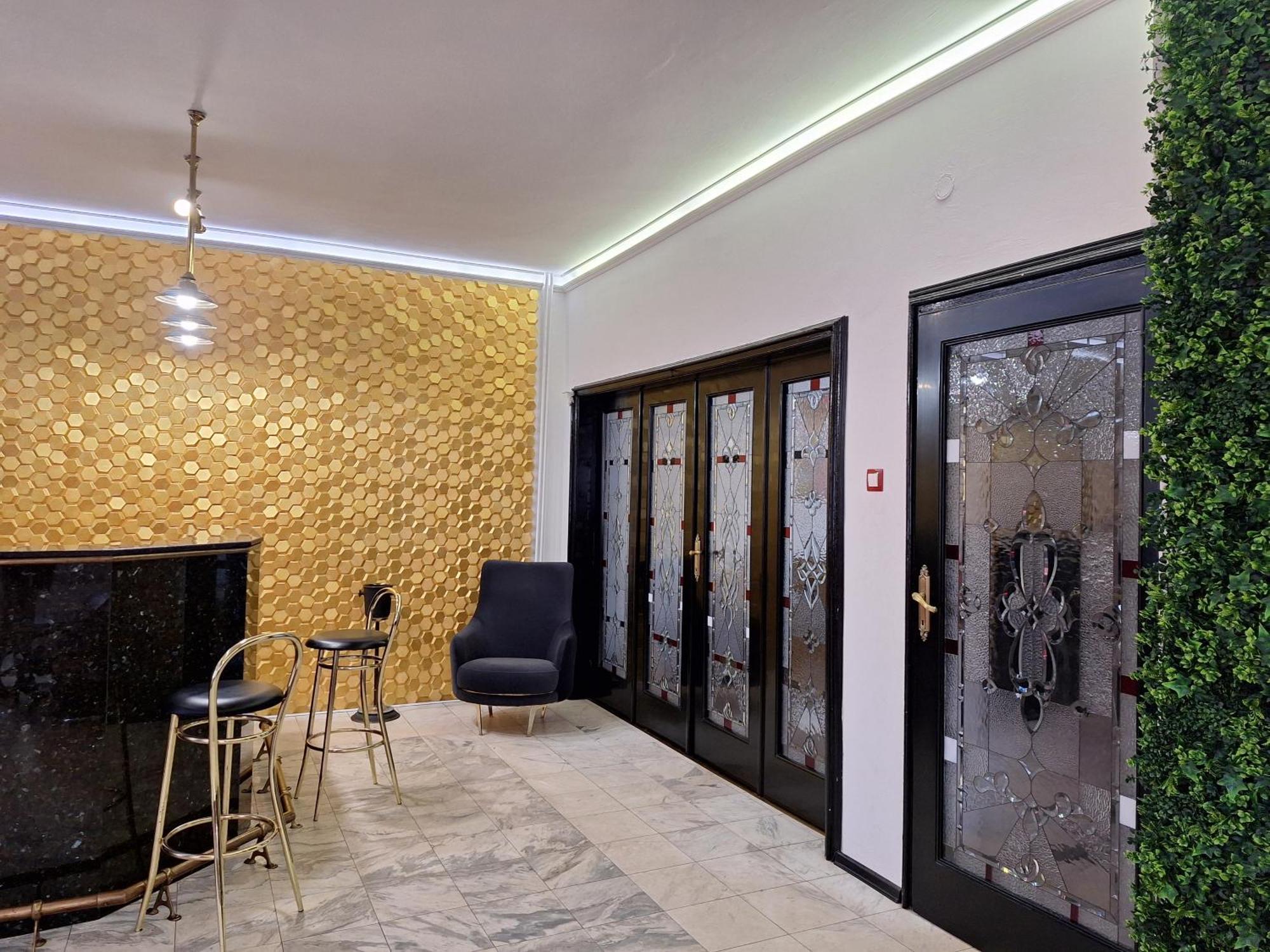 Top Center Cozy And Spacious Apartment Sofia Exteriör bild